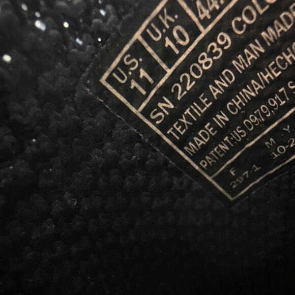 SKECHERS Hands Free Slip-Ins - Max Cushion Premier 2.0 Men’s 11 Worn Once - Picture 7 of 8